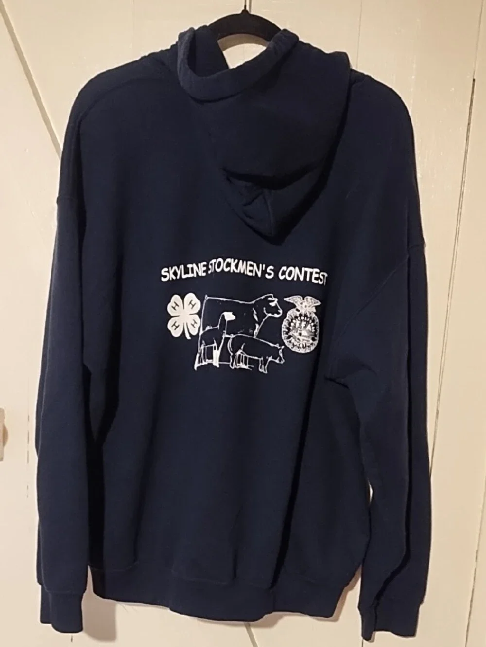 Gildan Navy Crewneck Hoodie with Small 4H White Chest Logo  XL.